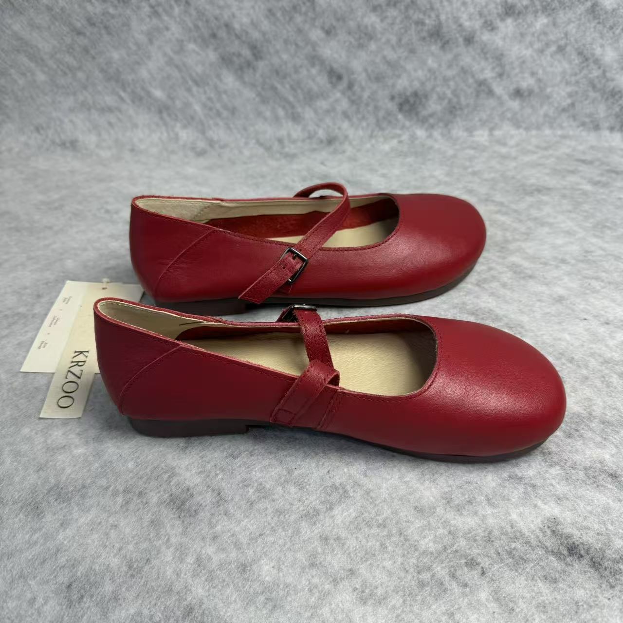 Soft leather upper cowhide shoes