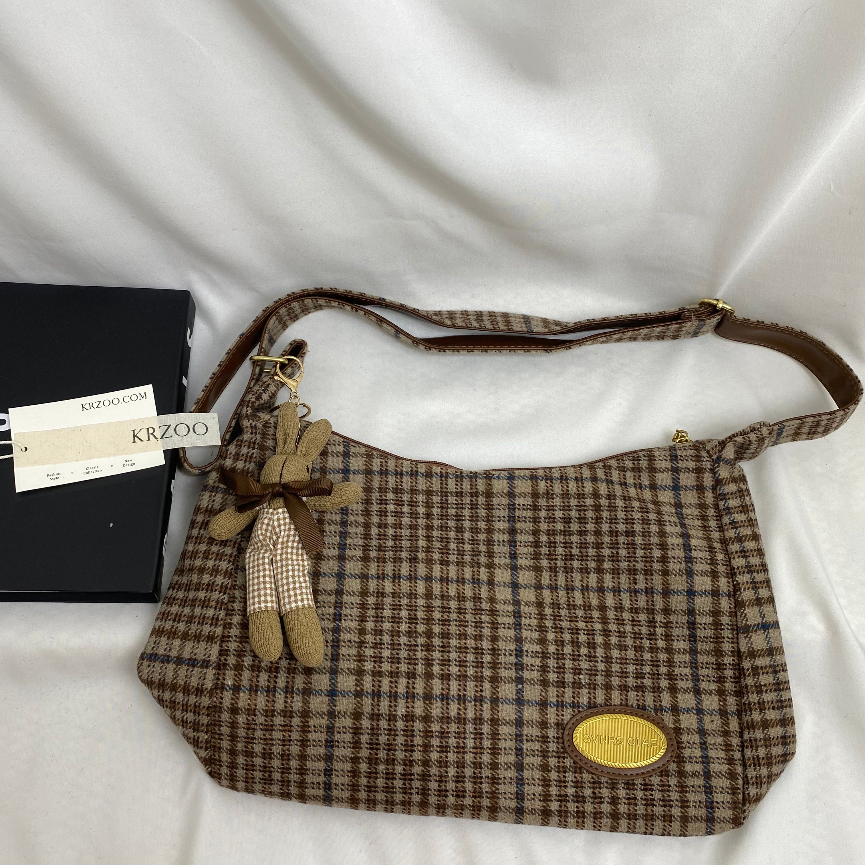 Versatile Shoulder Dumpling Bag