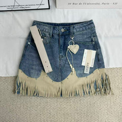 Tassel-embroidered short skirt