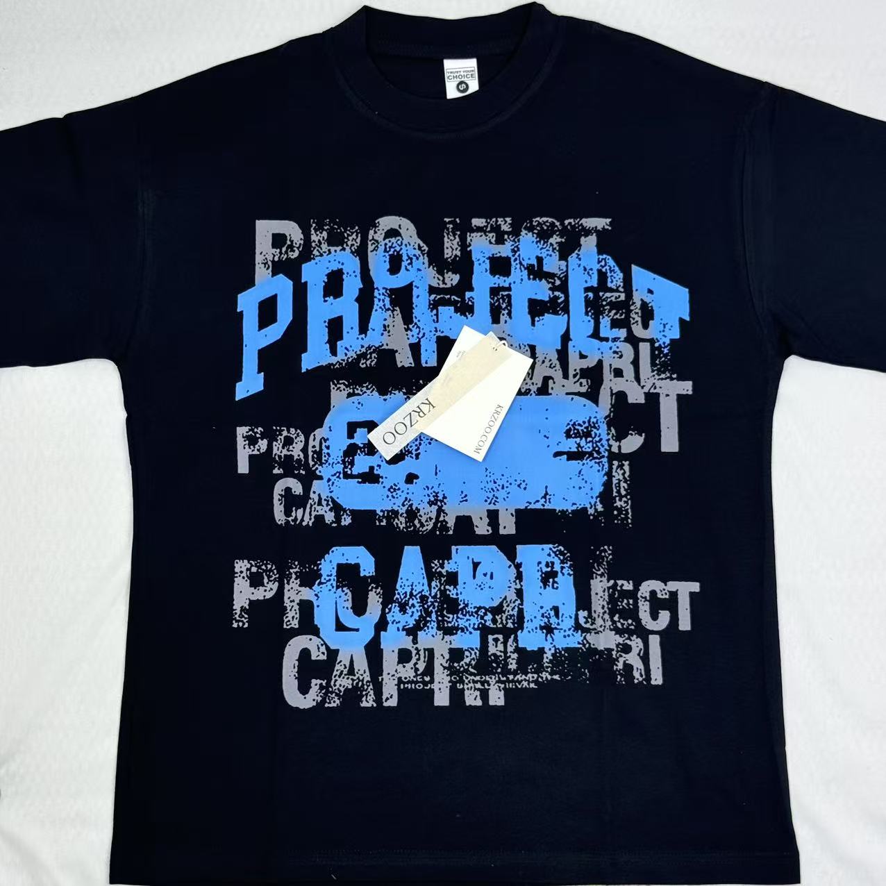 Doodle-style letter print short sleeve shirt