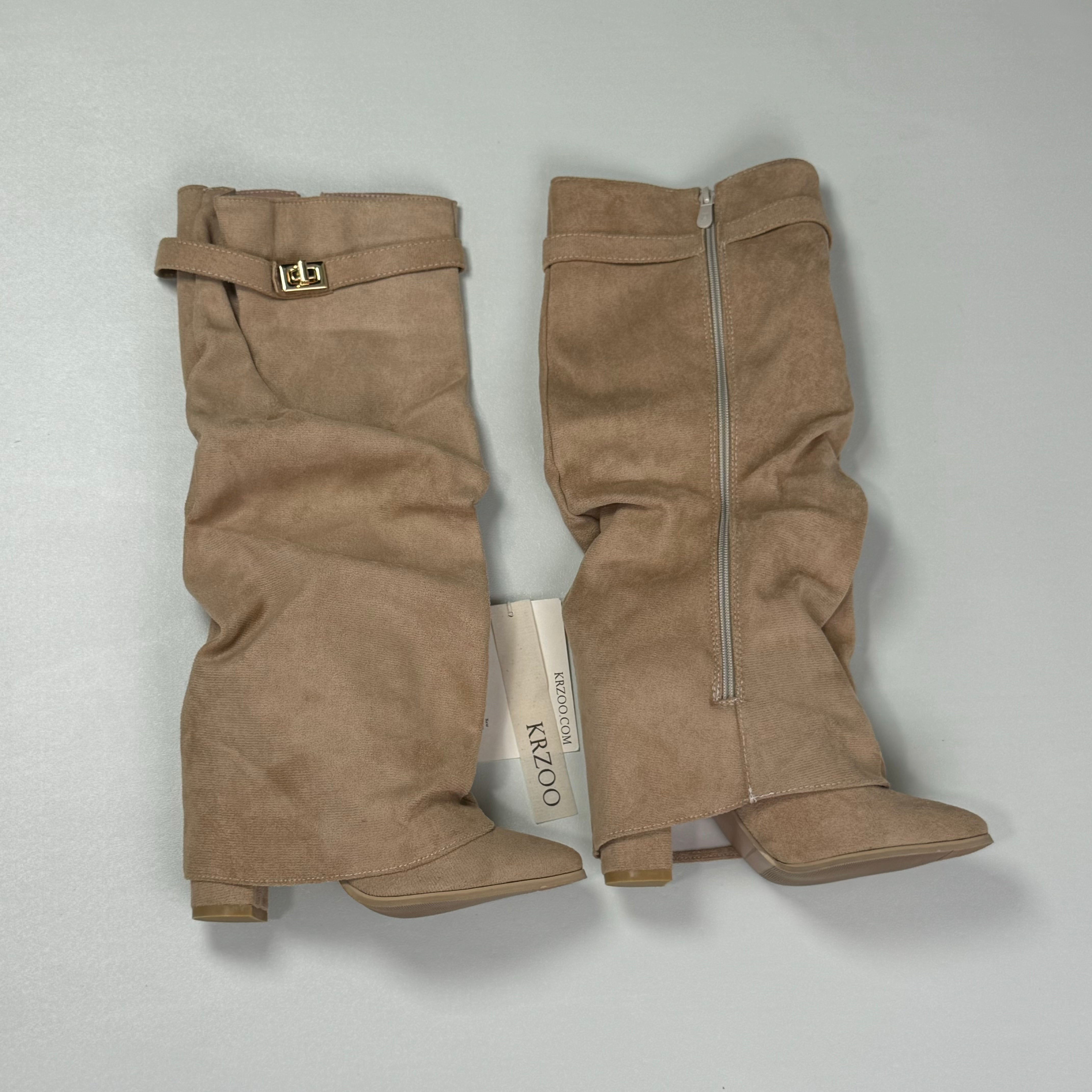 Pointed pleated metal buckle mid-length boots