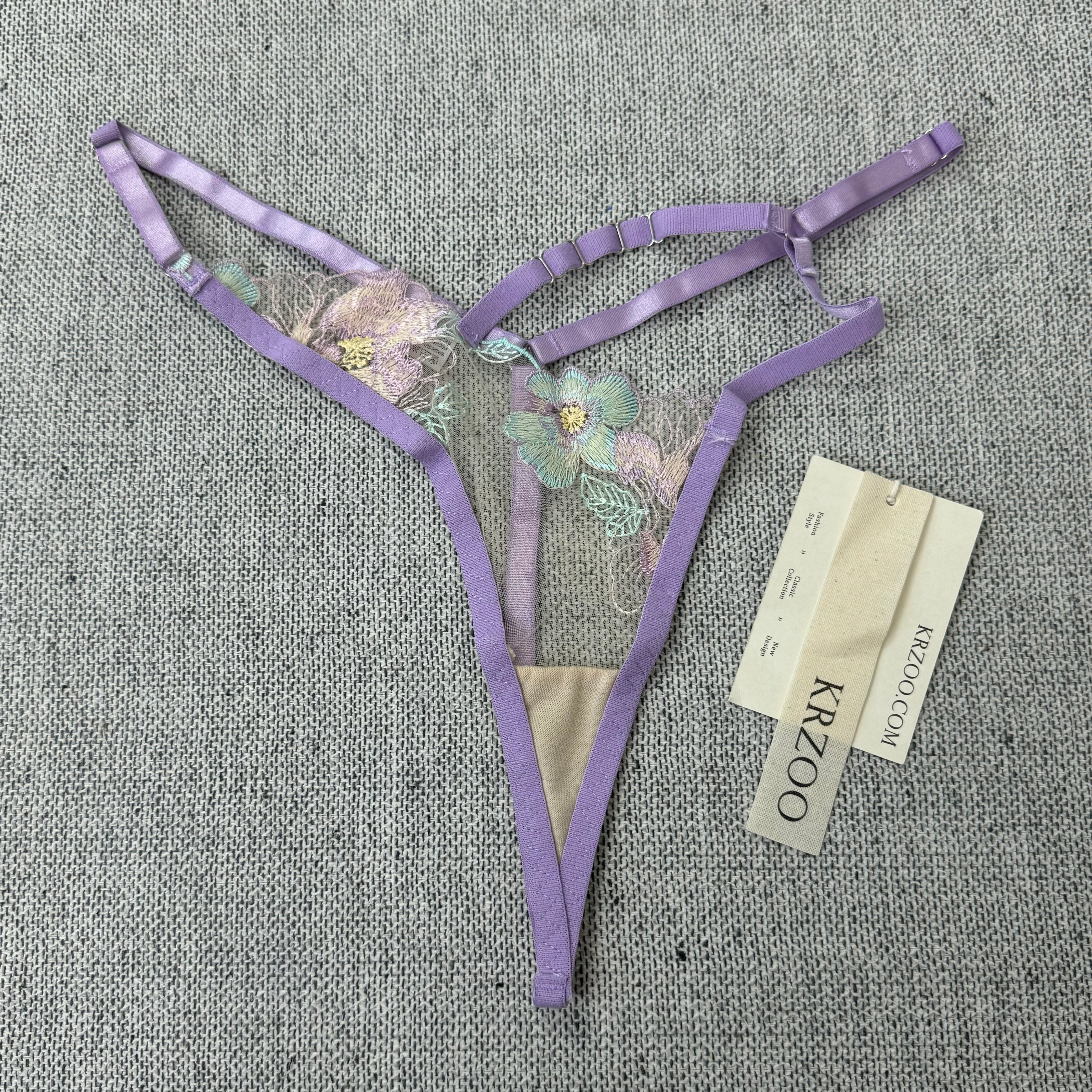 Heavy-duty embroidered floral lingerie set