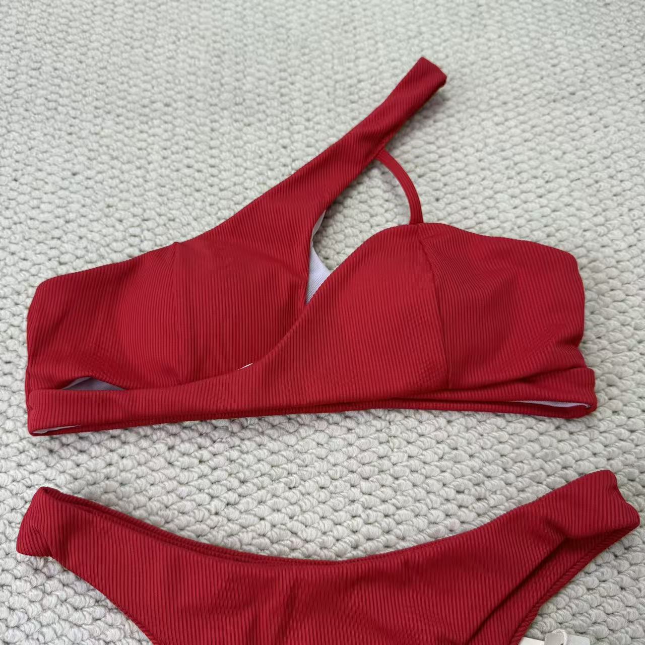 Solid-color separate high-waist swimming suit