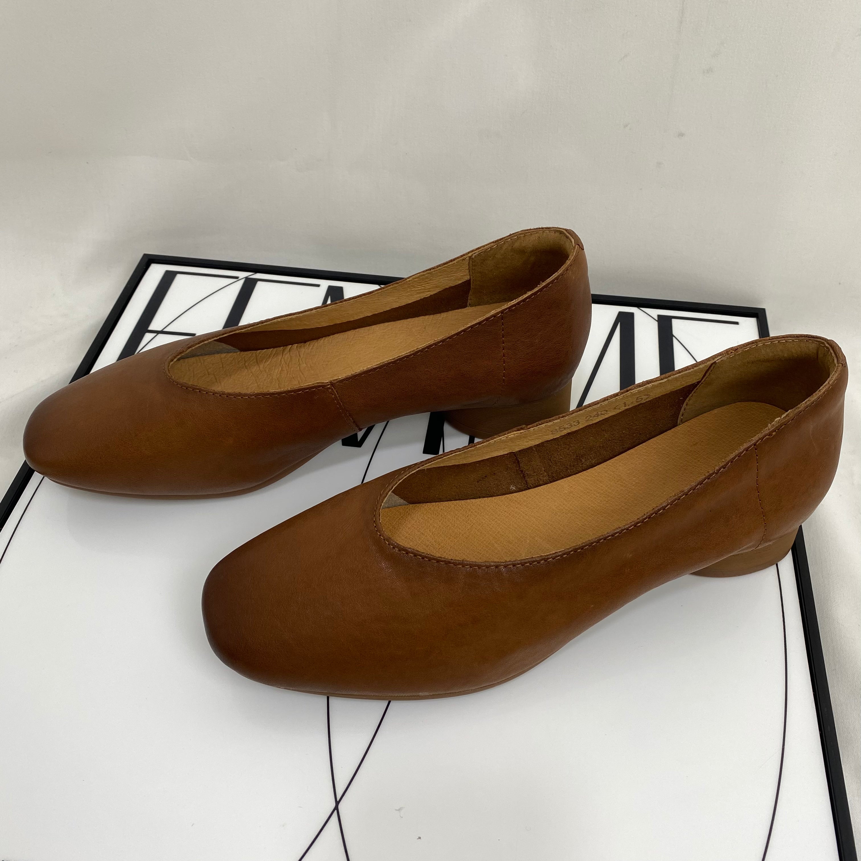 Soft-Soled Breathable Shoes