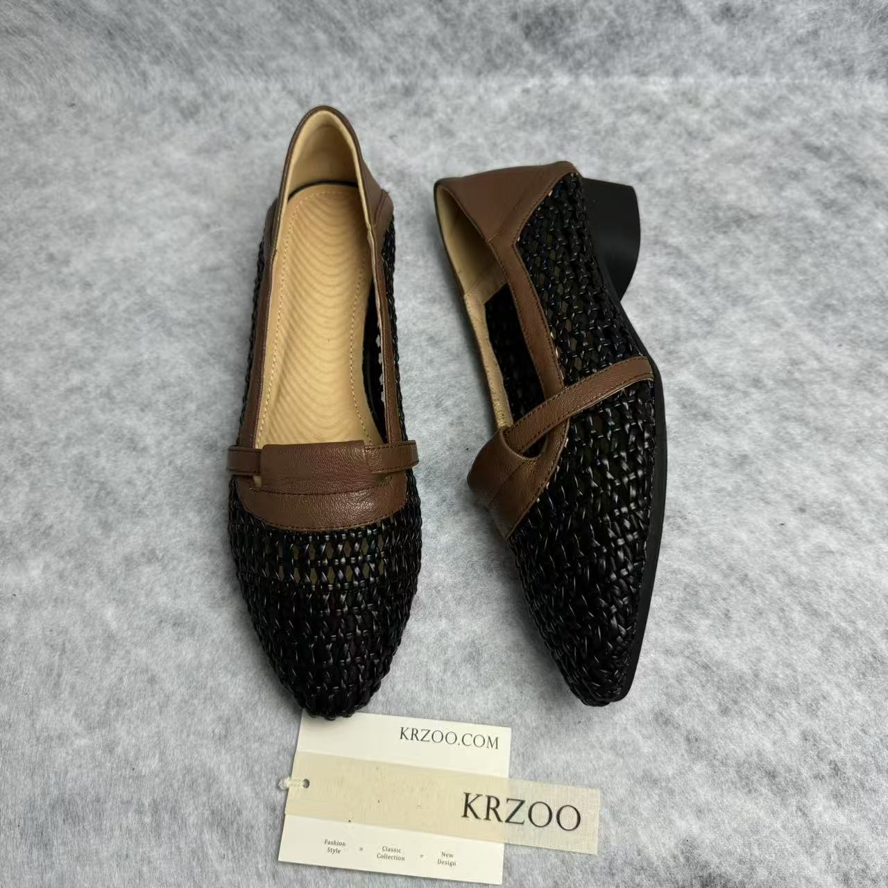 Hollow-woven square-toe shoes