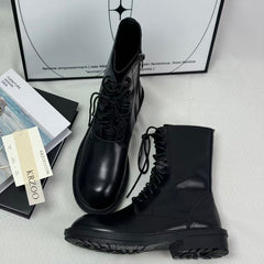 Martin ankle boot with thin high heels and laces