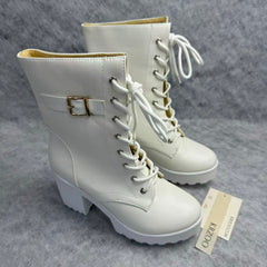 Coarse leather belt buckle ankle boots