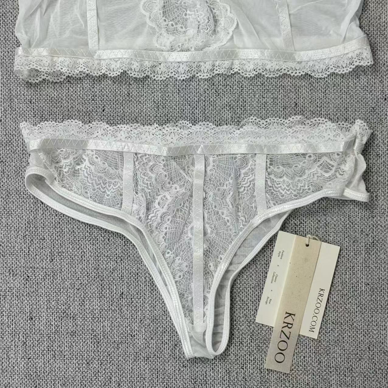 Lace deep V plunging bra set with two pieces