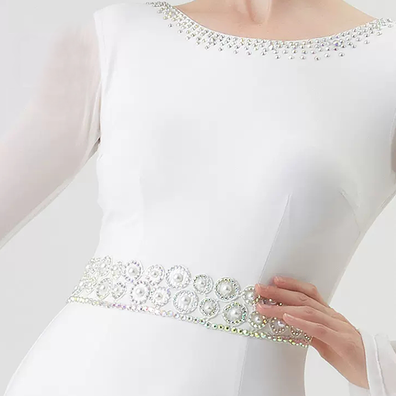 YUN Customisable-Women's Long Sleeve DiamonDress For Ballroom Dancing standard/Smooth Dress