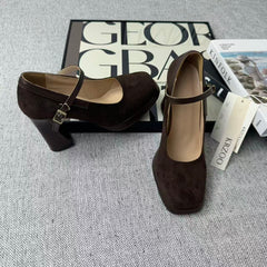 Velvet-faced square-toe British-style shoes