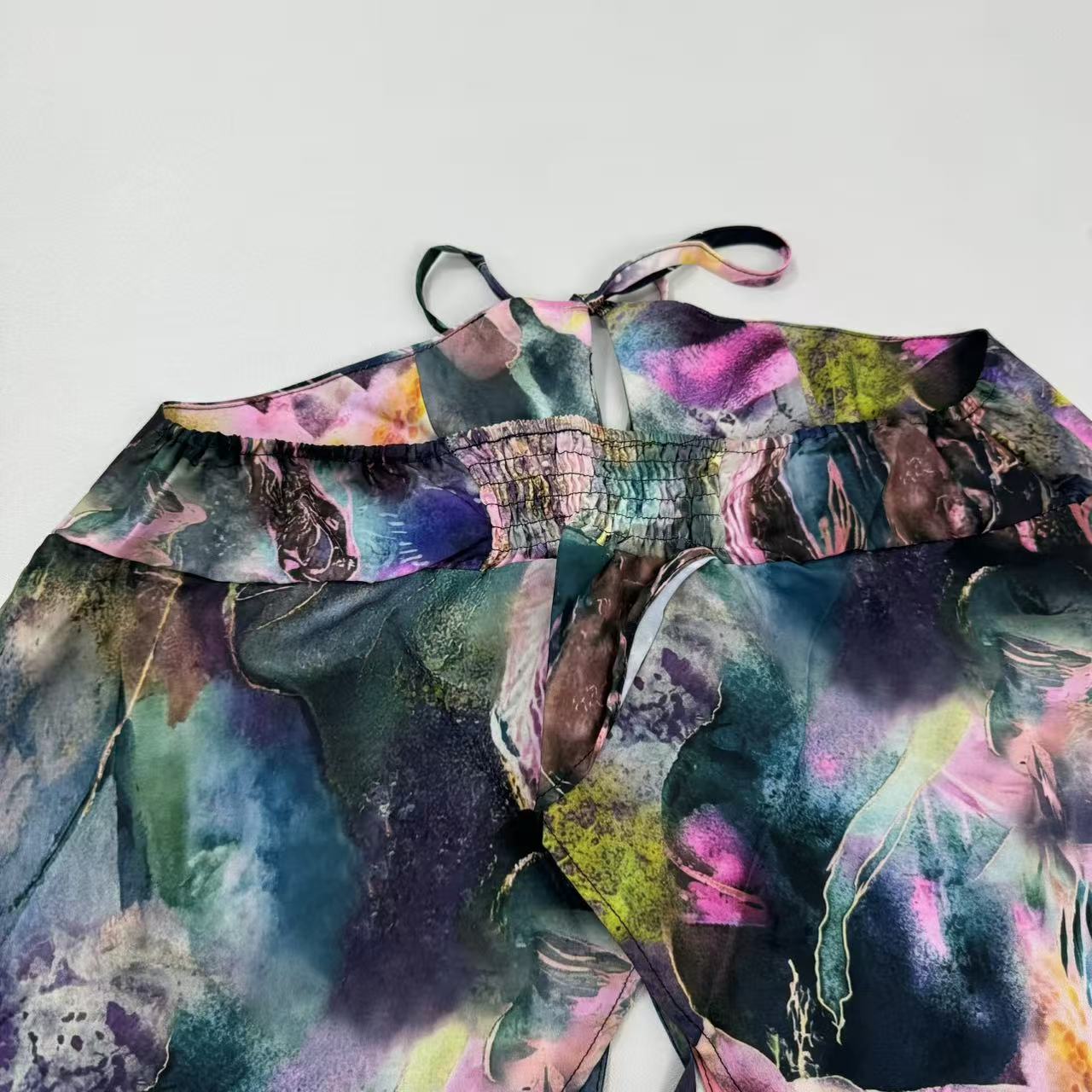 Strappy printed halter-necked frilled top with ties