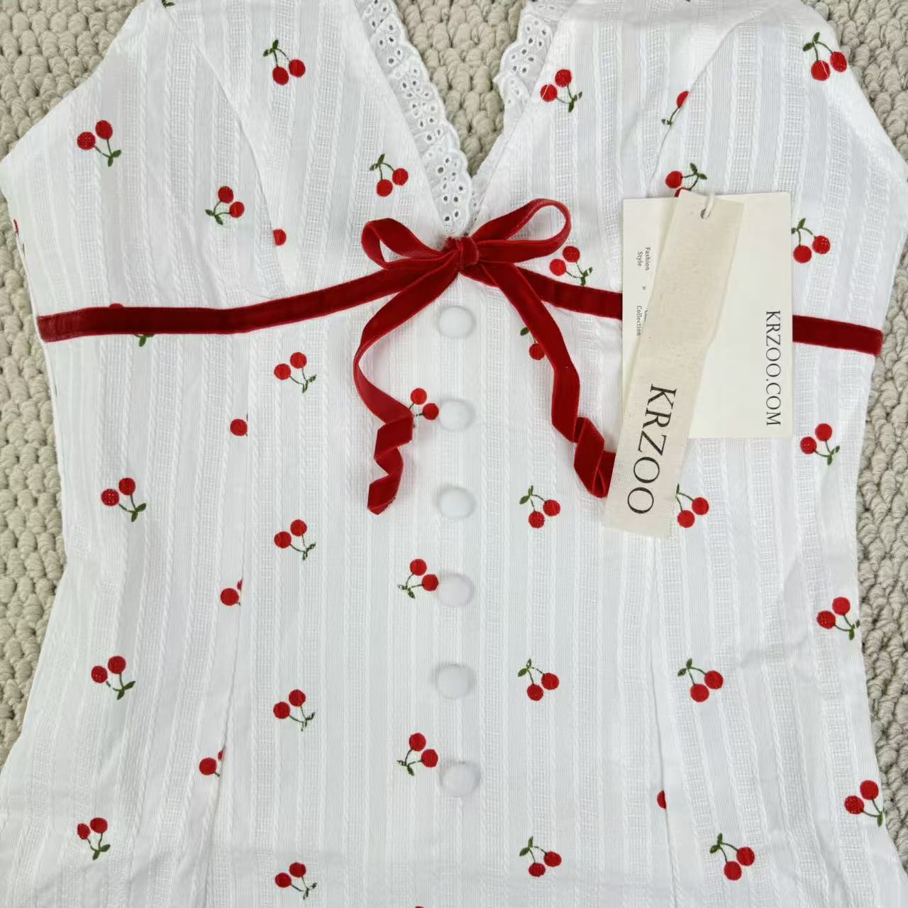 Deep V button-down backless cherry-neckline dress