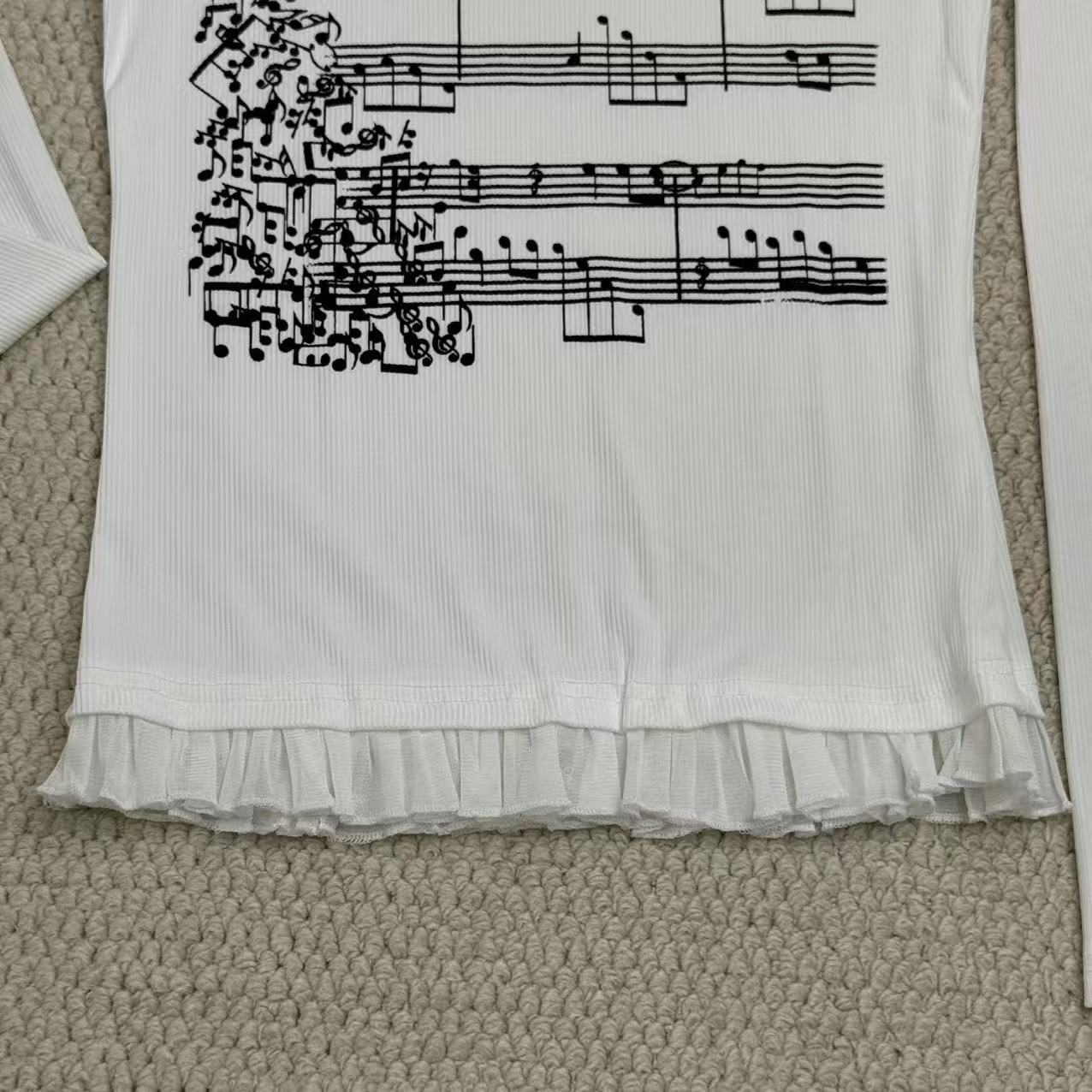 Musical score printed long-sleeved shirt