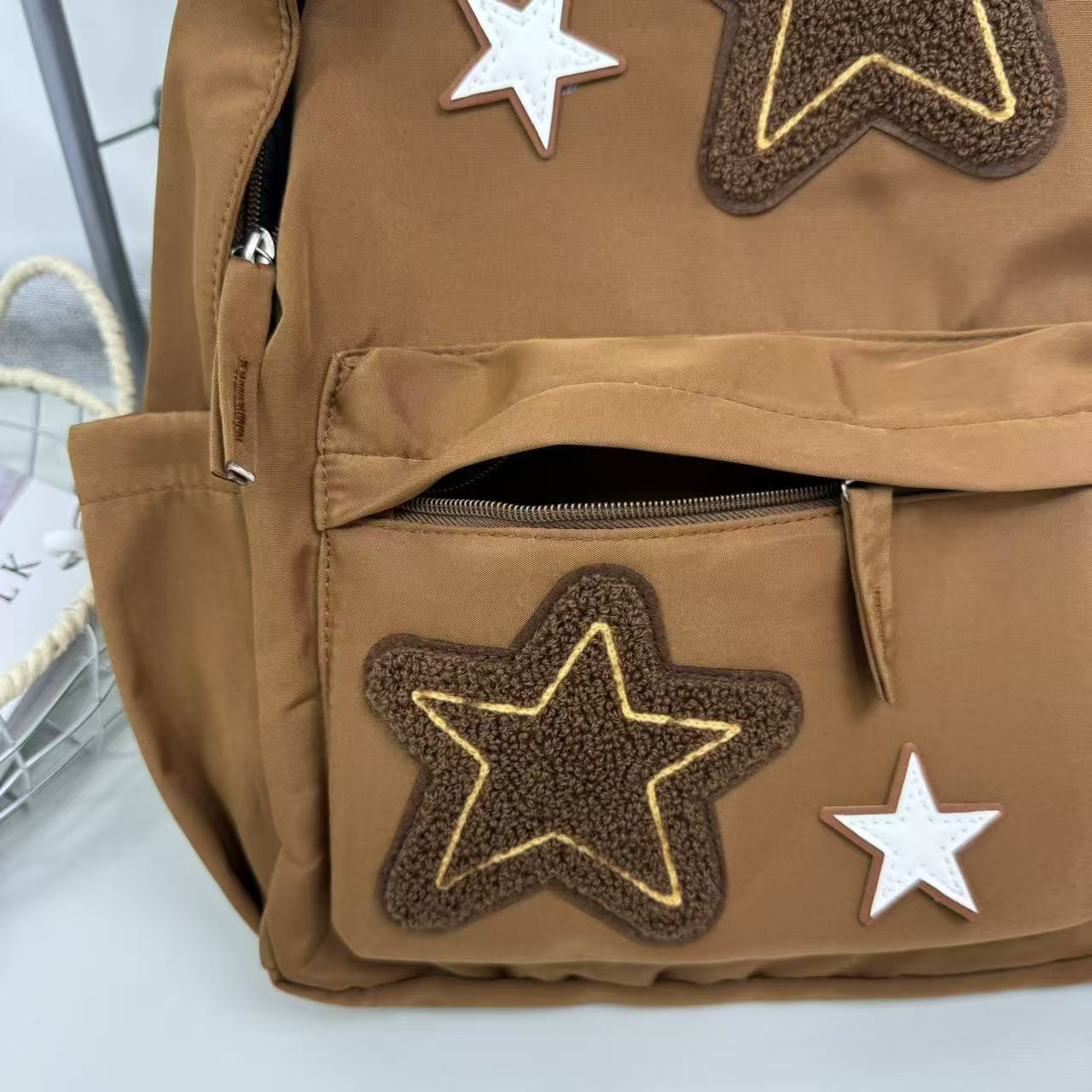 Large-capacity backpack for carrying books