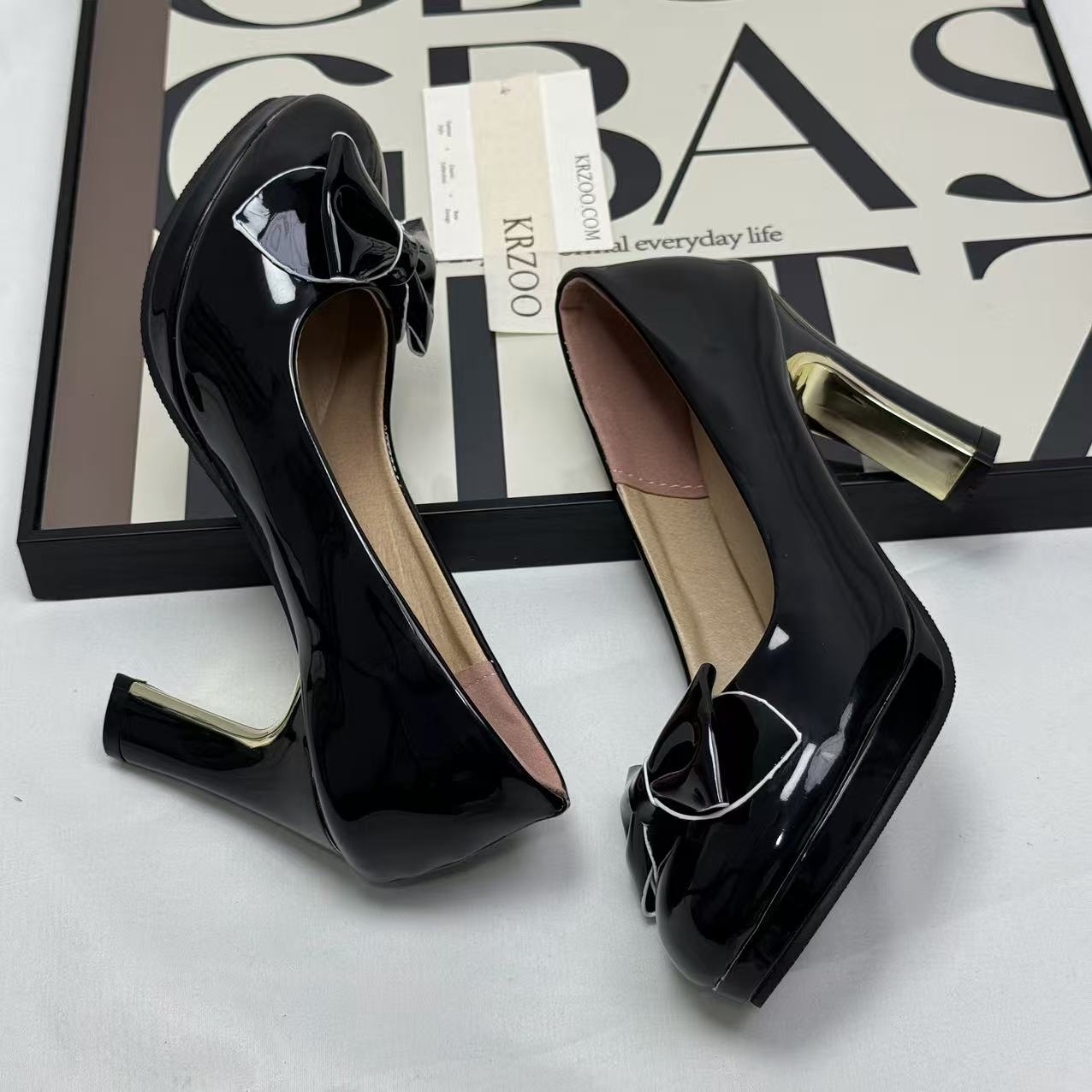 Belted waterproof platform high-heeled shoes