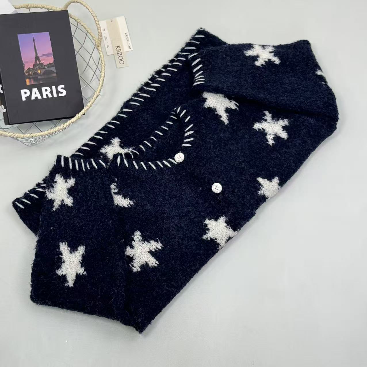 Dark blue star-patterned knitted sweater coat