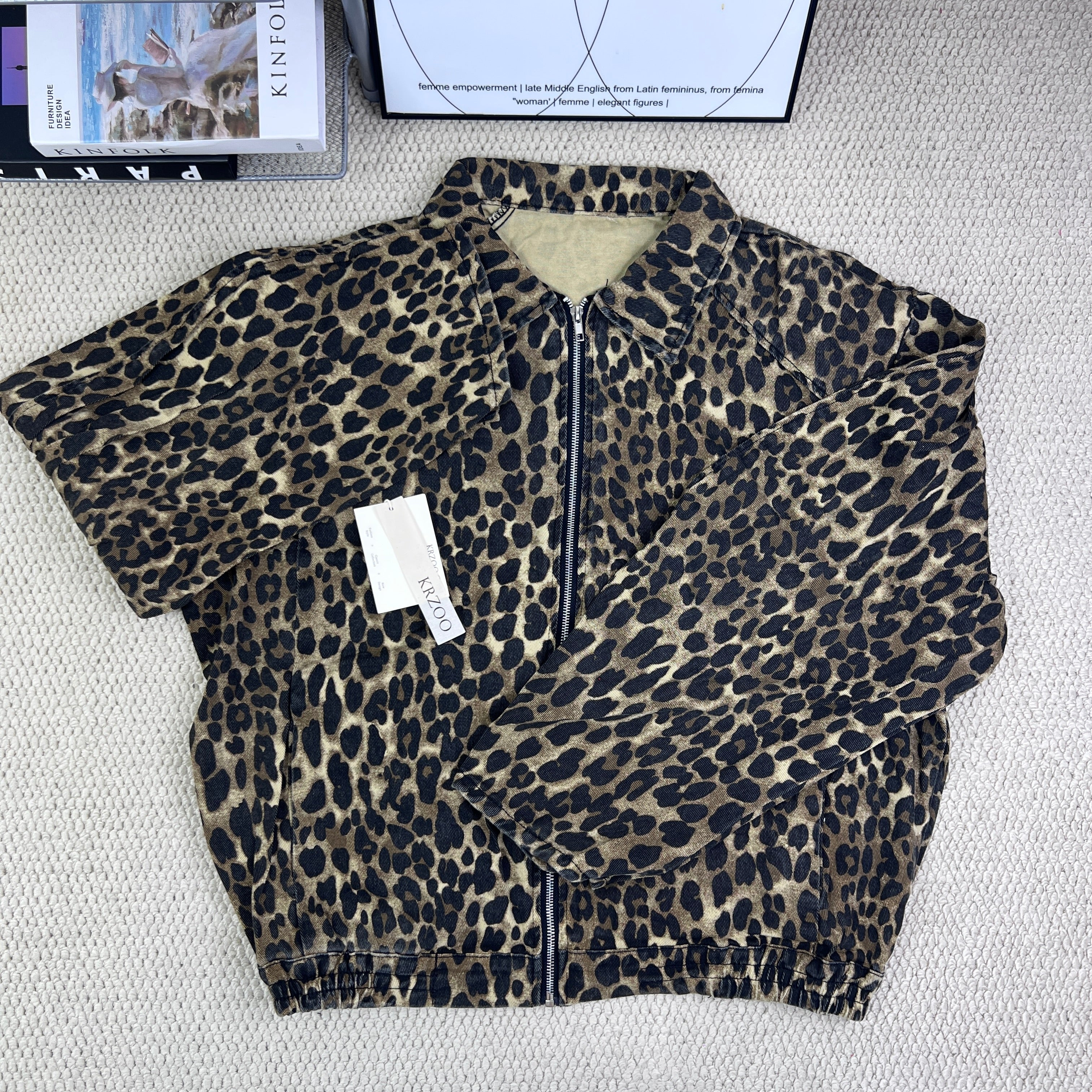 Leopard print collar jacket