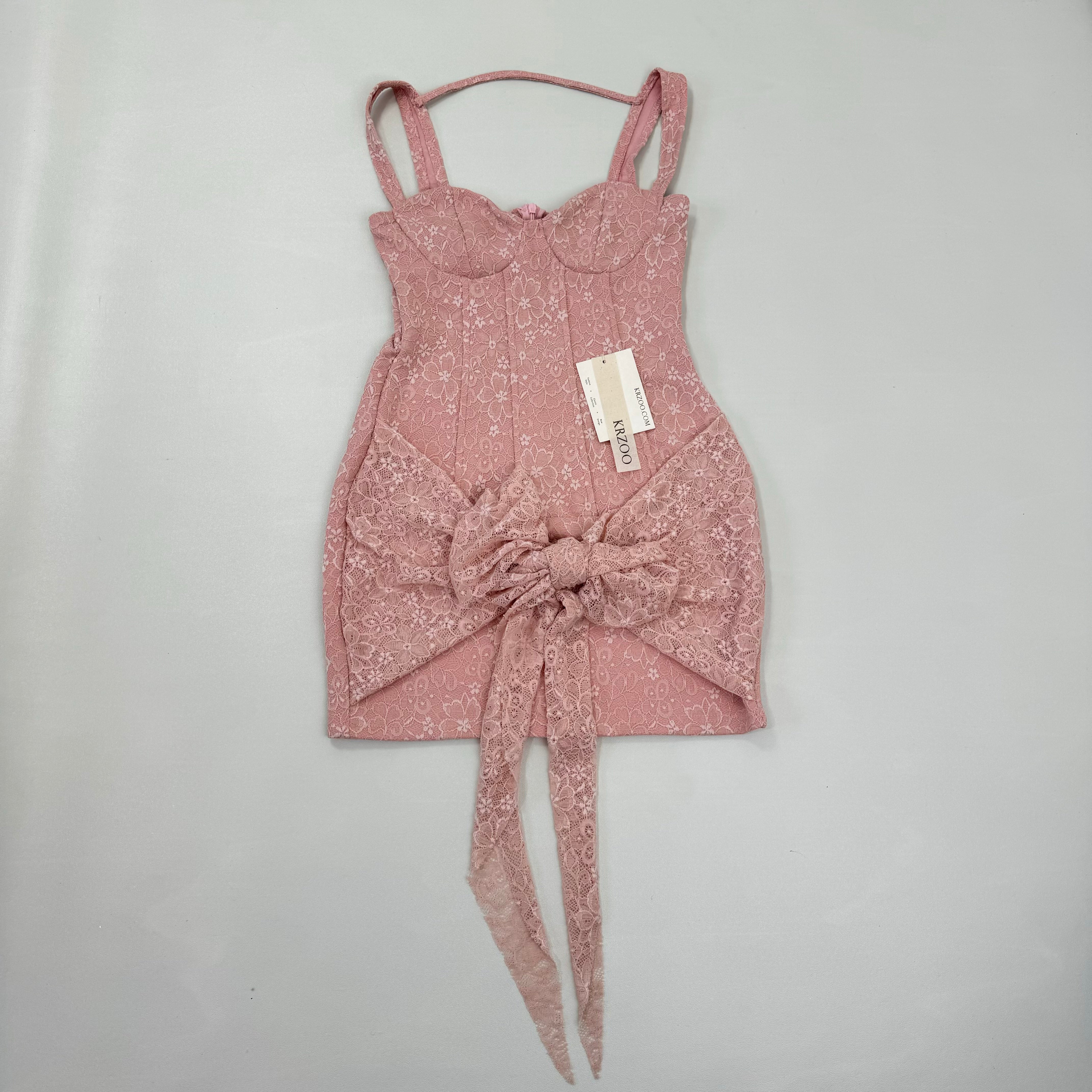 Double-layer lace steel-ring fish-bone belt dress