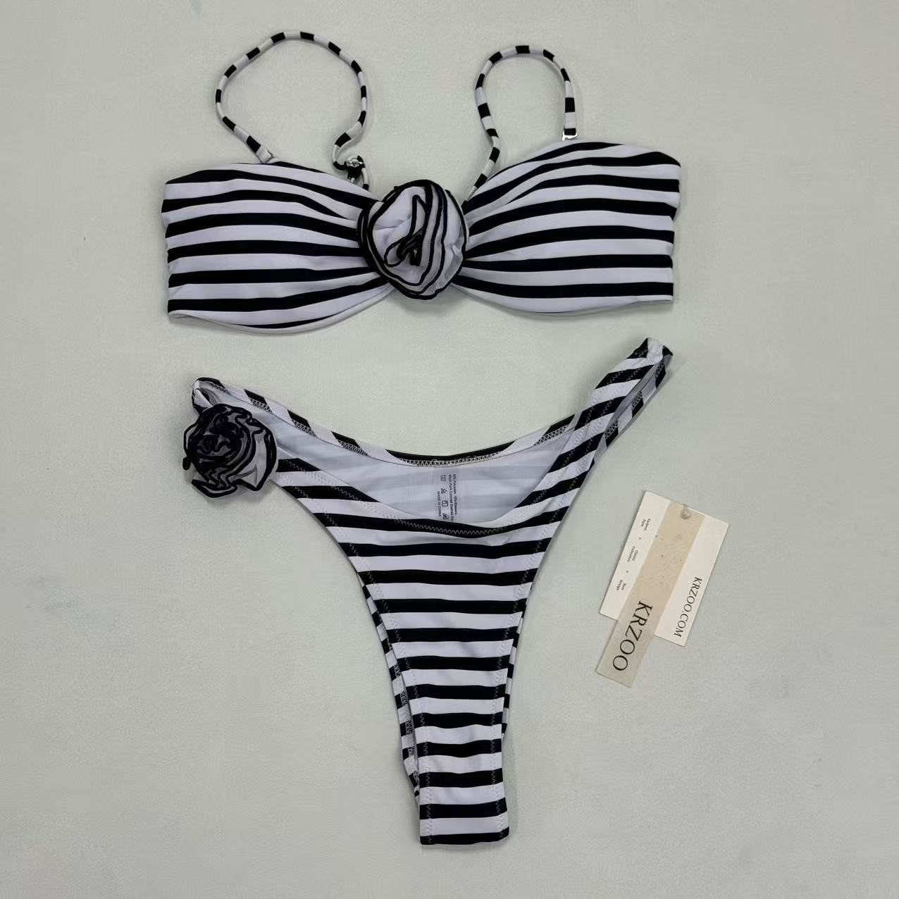 Three-dimensional flower split swimsuit
