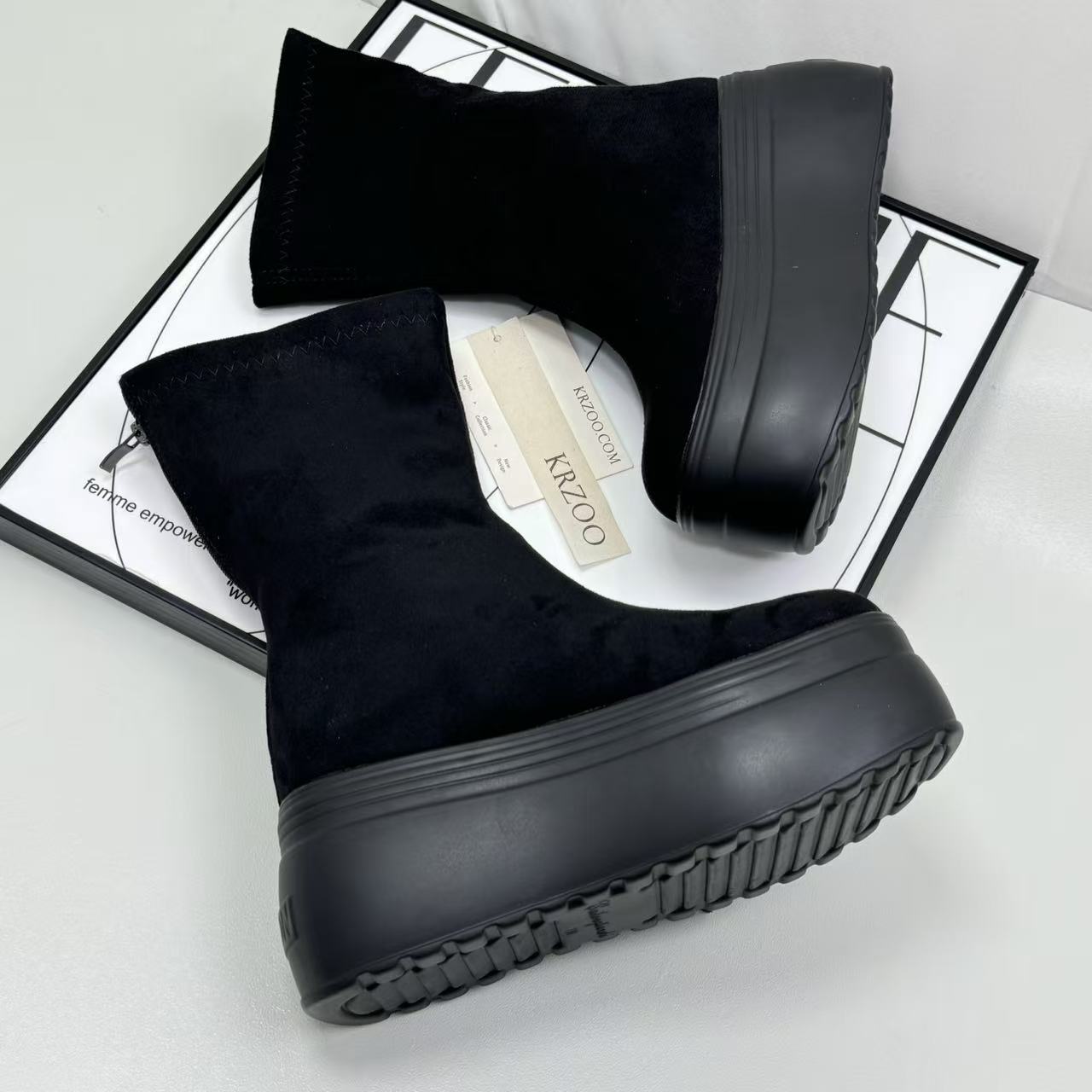 Thick-soled elastic black slim short boots