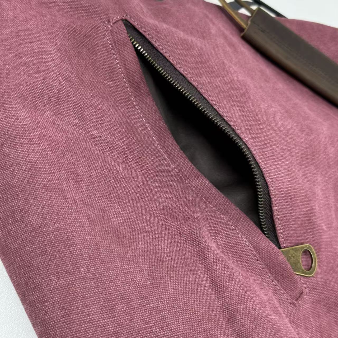 Leather strap crossbody messenger bag