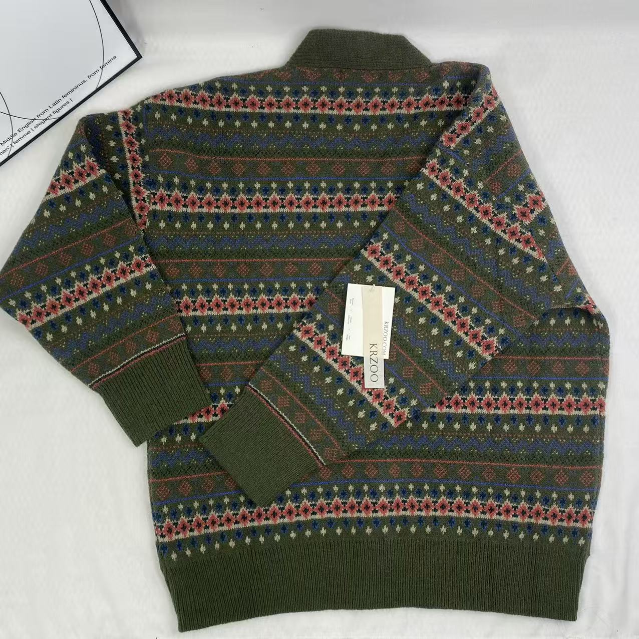 Loose color-matched collar knit cardigan sweater