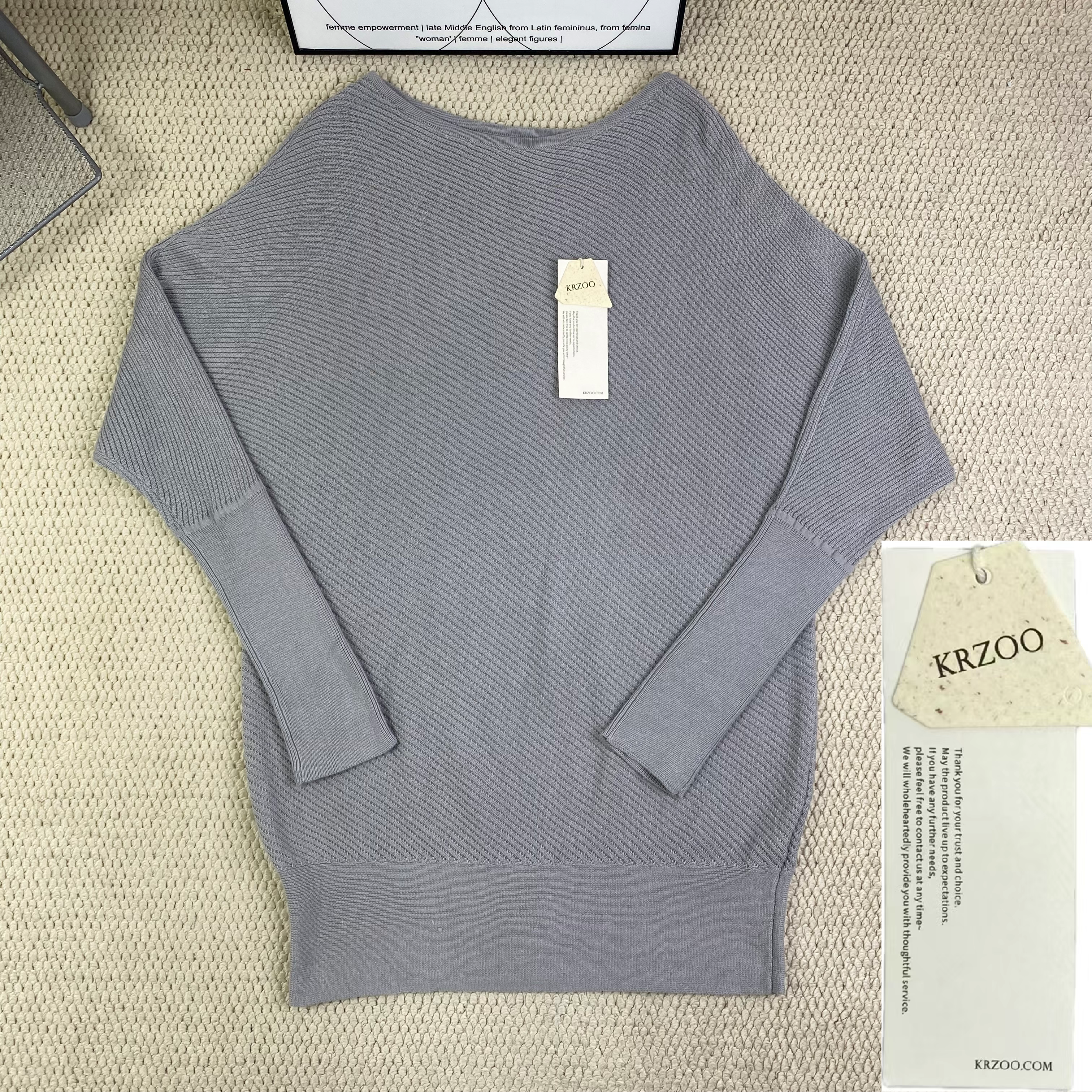 One-shoulder batwing sleeve loose knitted sweater
