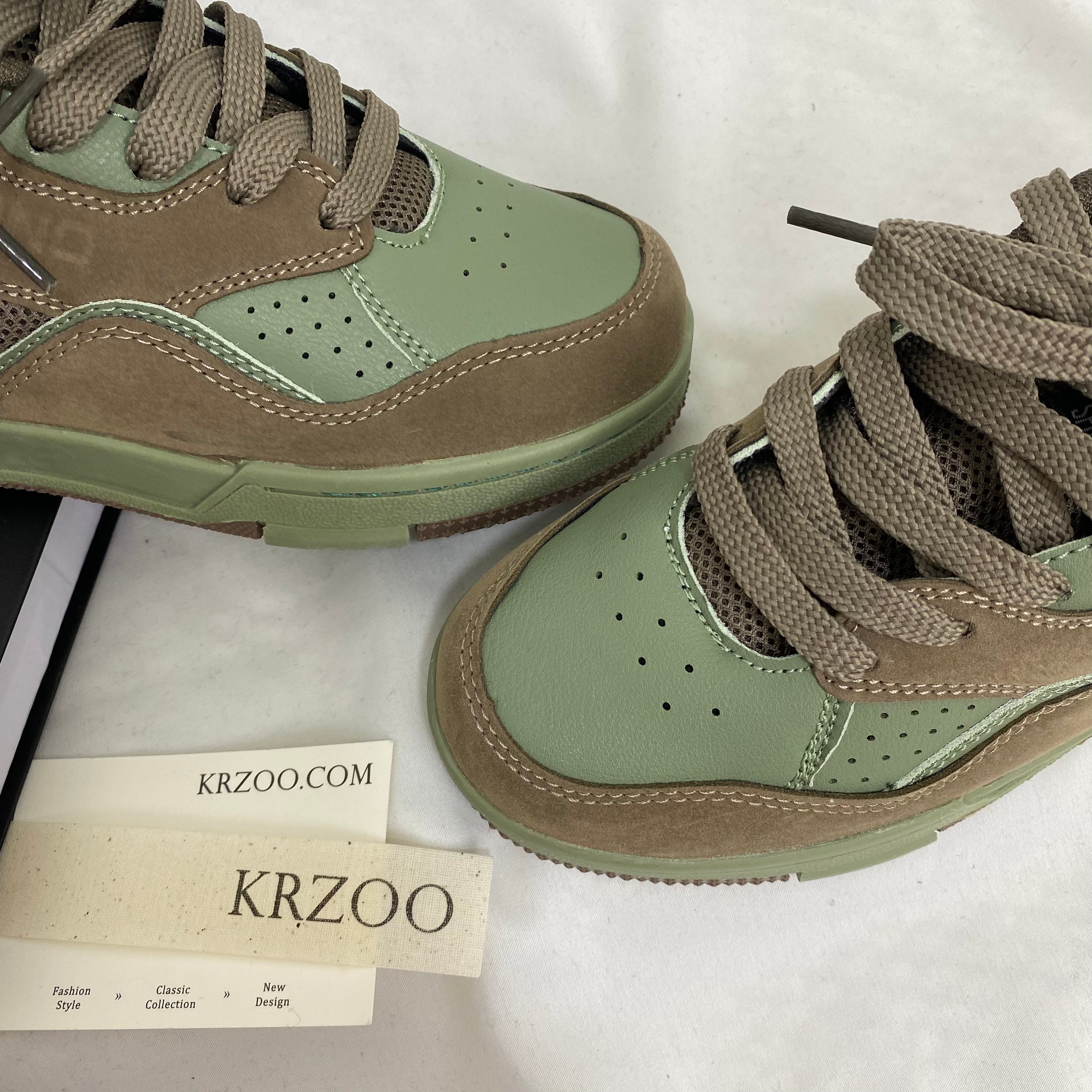 Niche Color-Blocked Sneakers