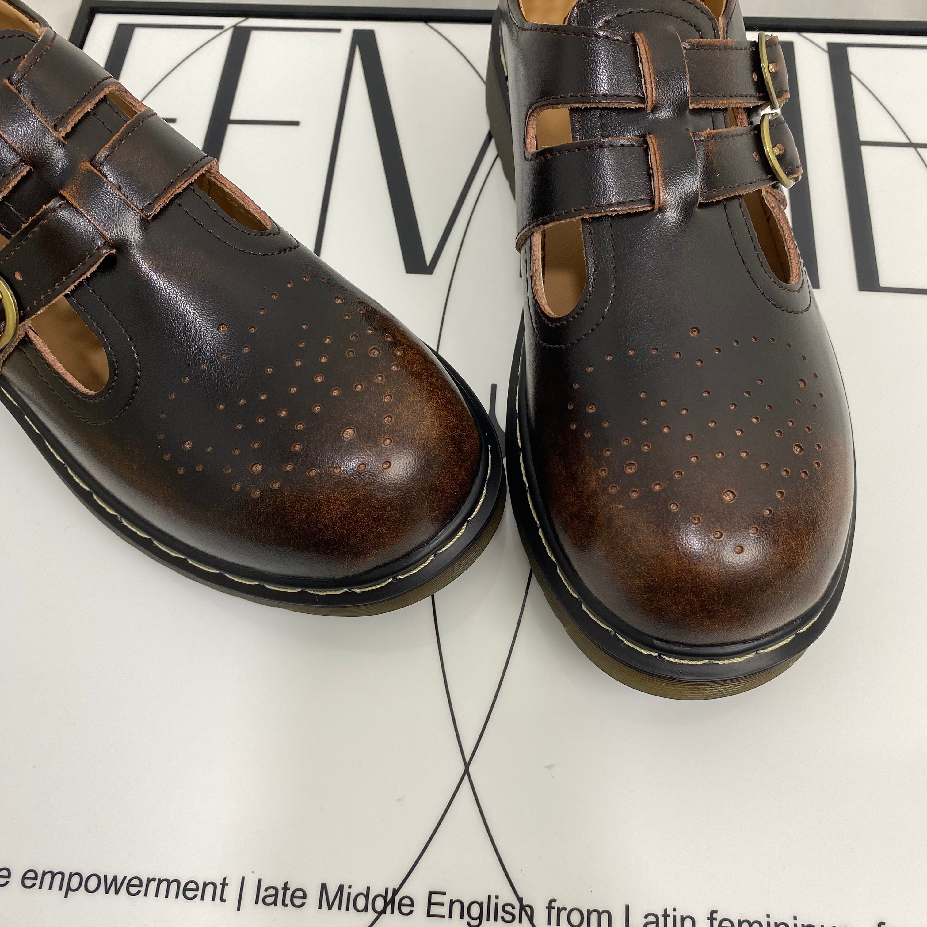 Retro Forest-Style Leather Shoes