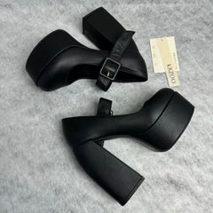 Alien-shaped thick-soled extremely high-heeled shoes
