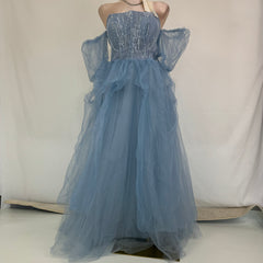 Smog Blue One-Shoulder Flowing Net Silk Evening Gown