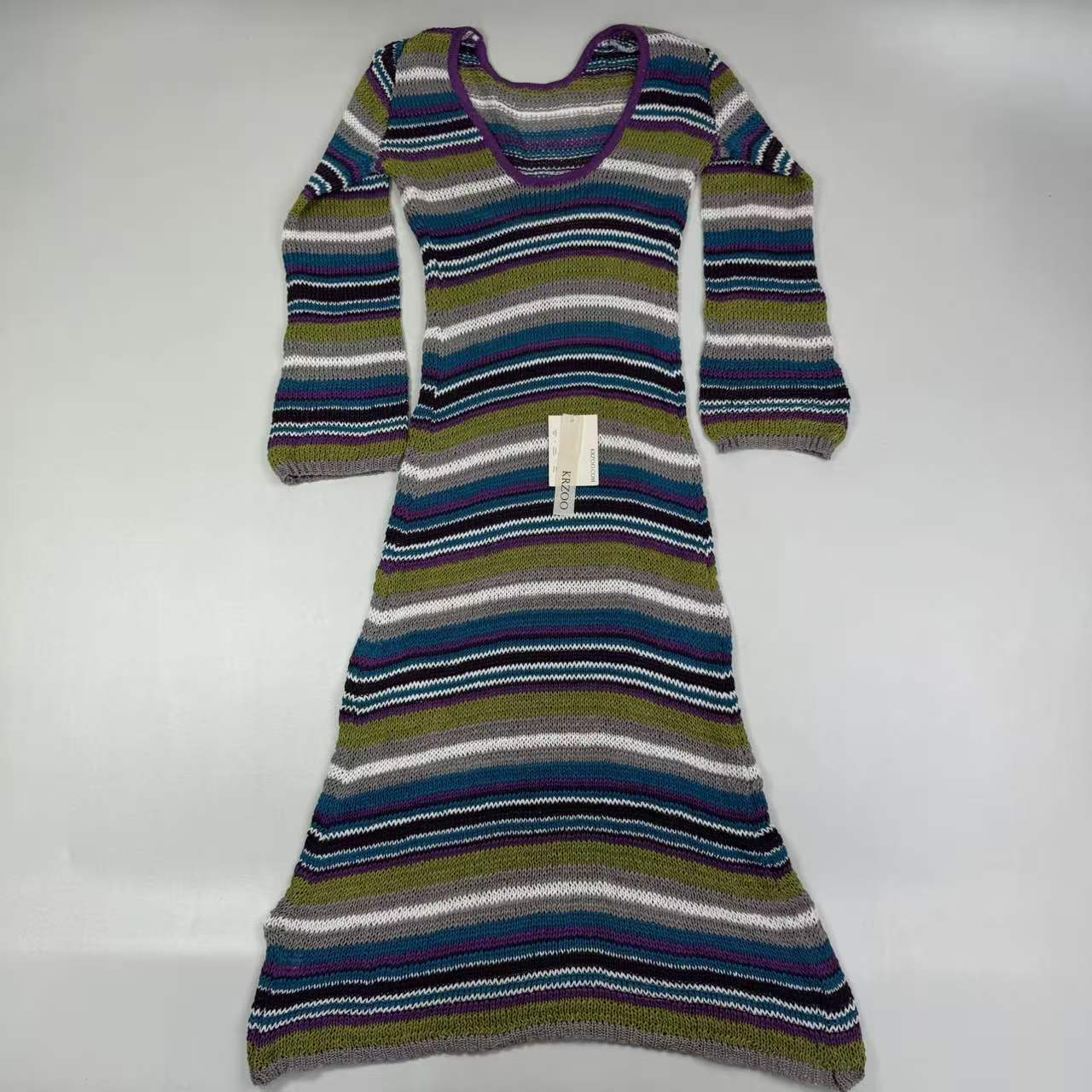 Round-neck backless long striped knitted dress