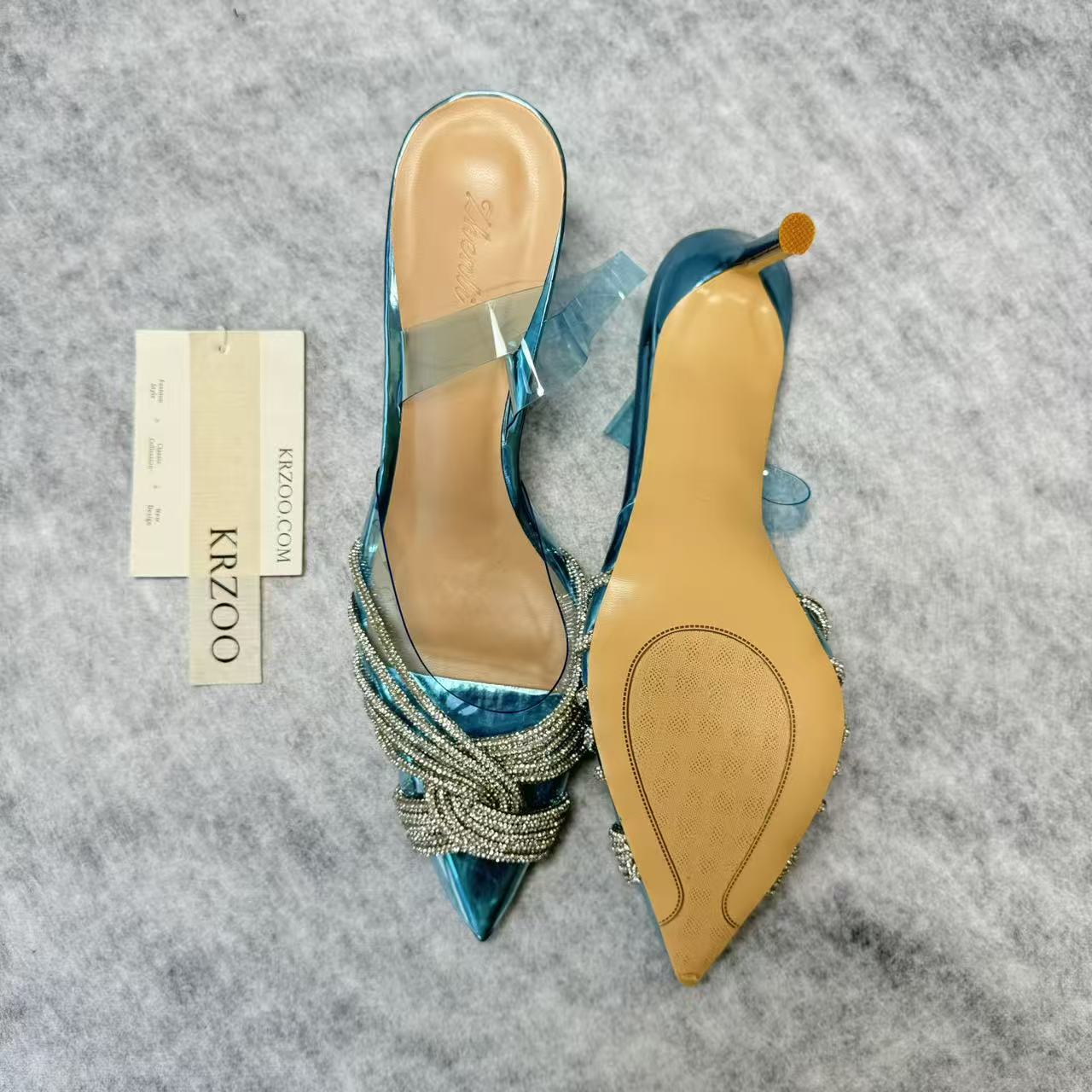 Pointed-toe transparent crystal high heels