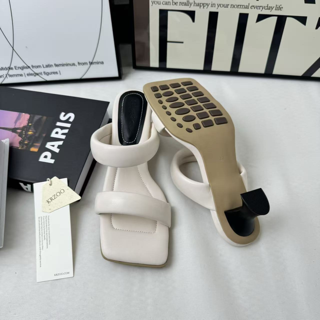 Soft leather slip-resistant slippers