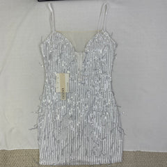 Deep V silhouette fringed halter dress with sequins