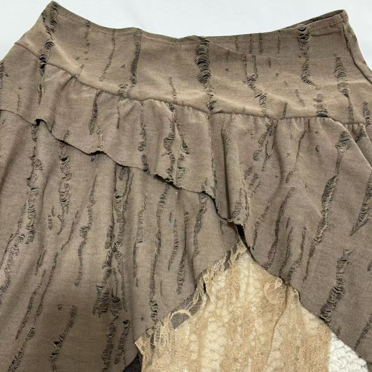 Retro Asymmetrical Lace-Paneled Pleated Skirt