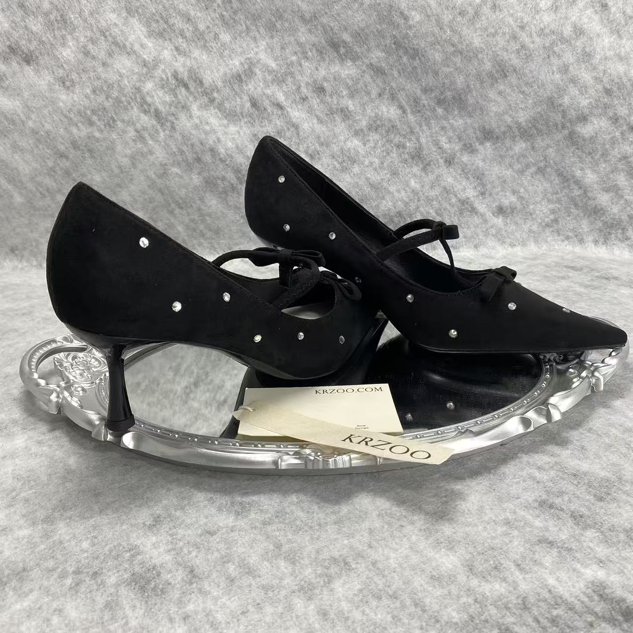 Bowsquare-toe black rhinestone high heels