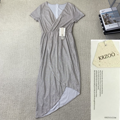 Gold-stamped V-neck slit dress