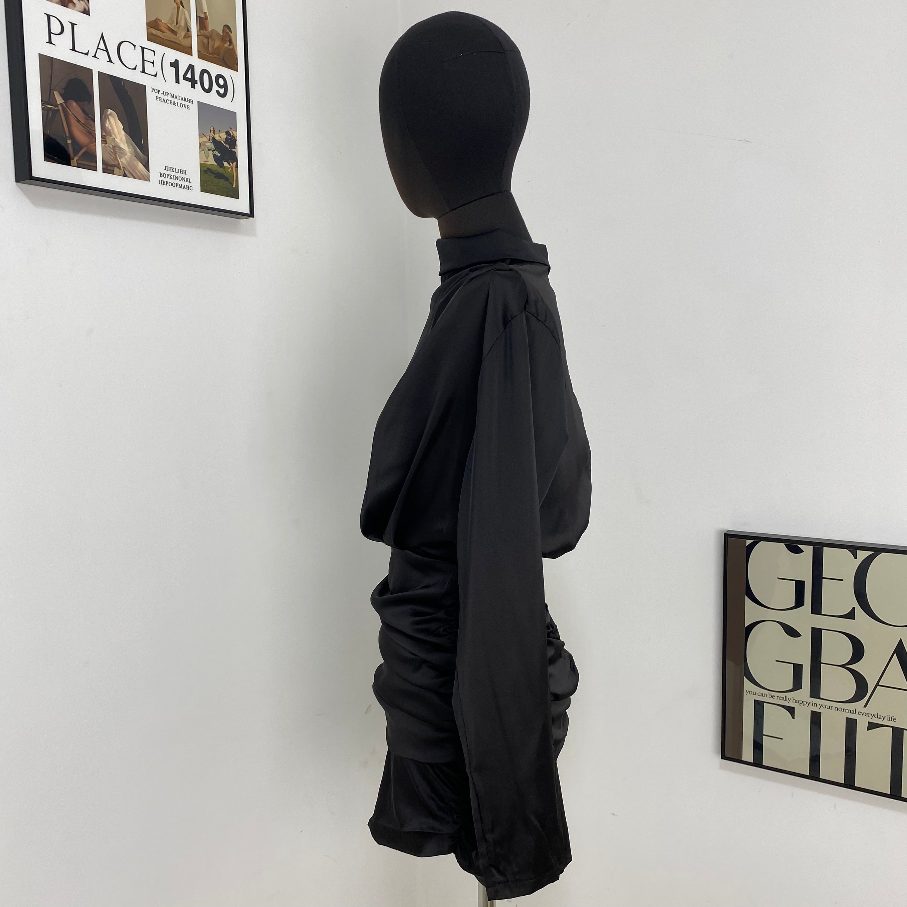 Long-Sleeved Hip-Hugging Slim Dress