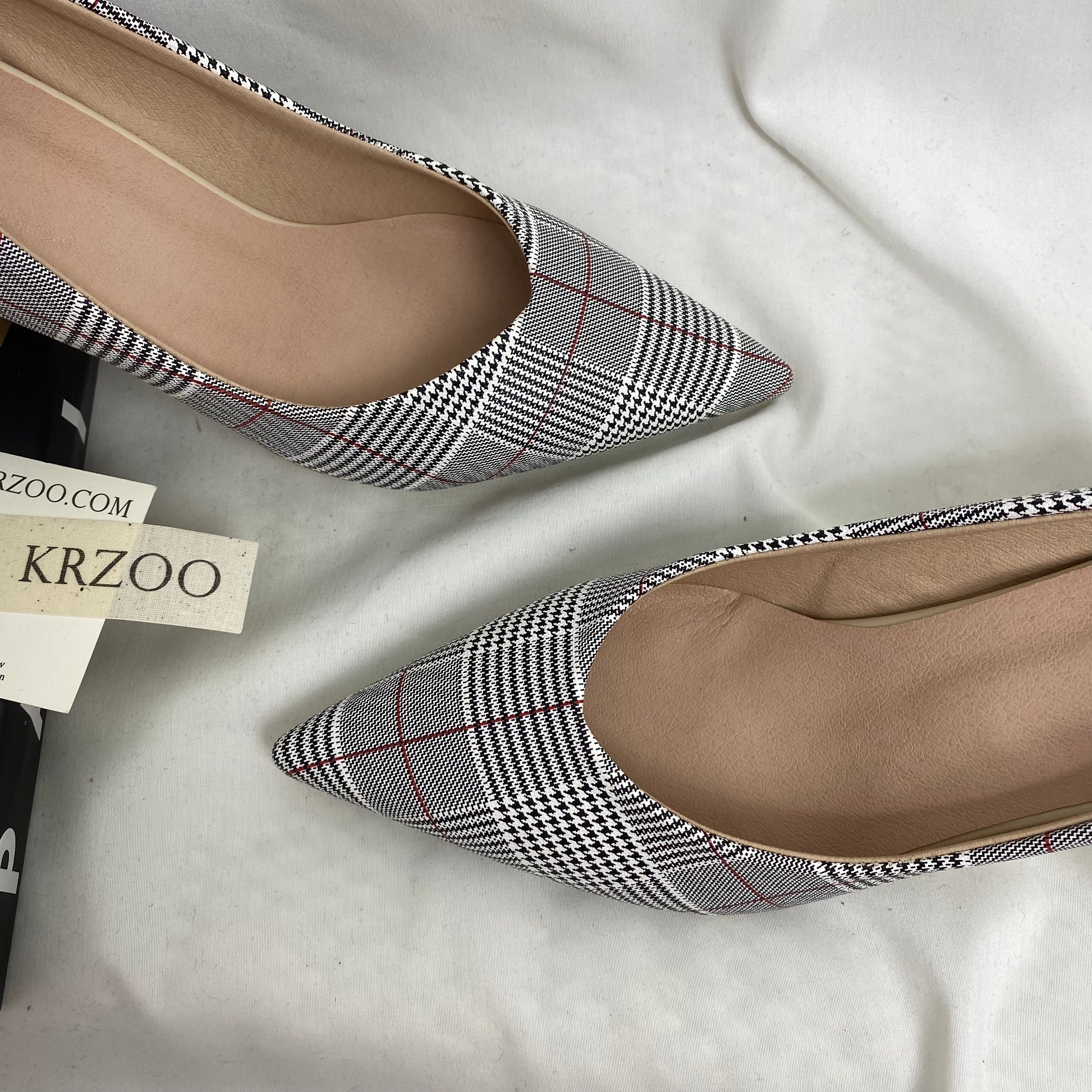 Pointed-Toe Low-Top High Heels