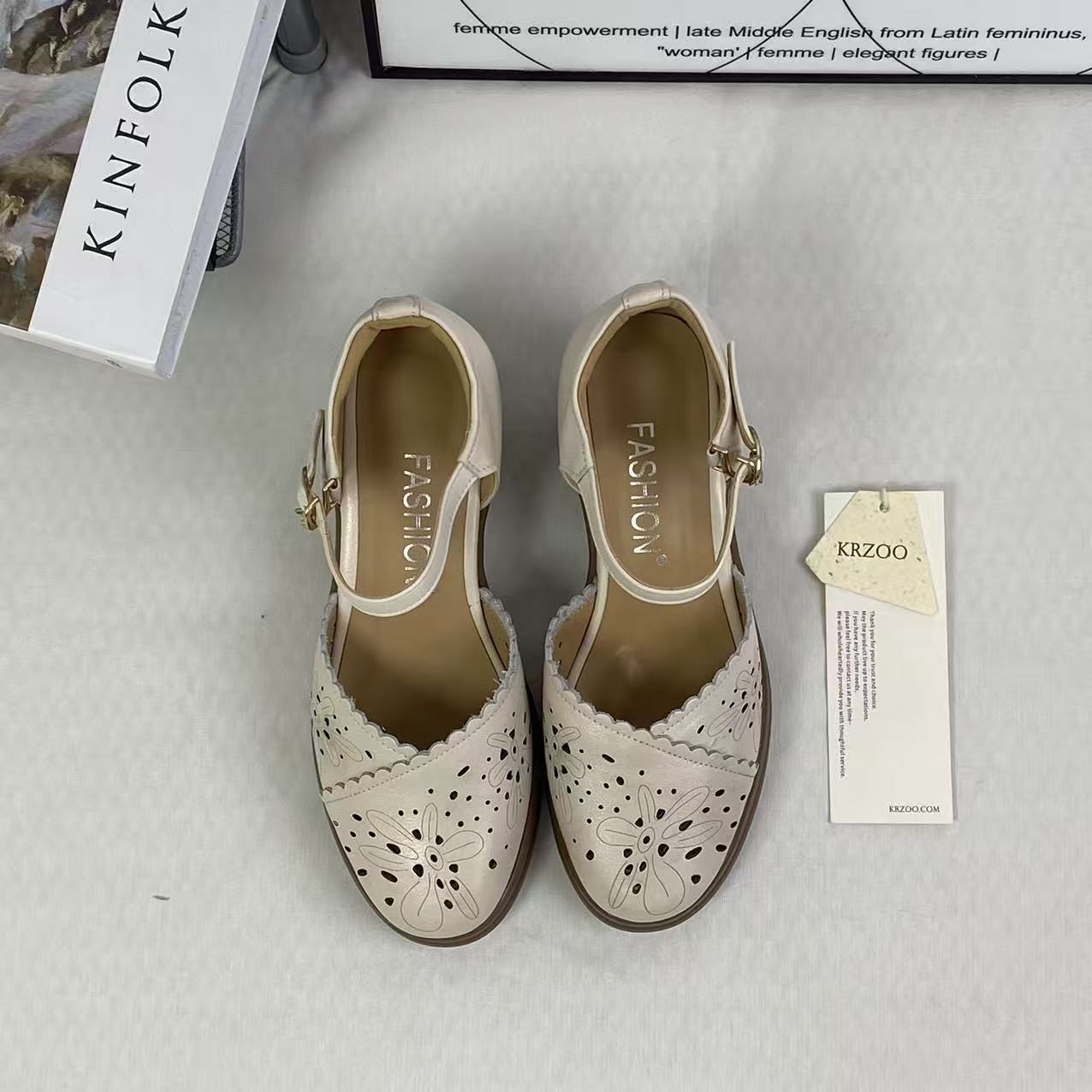 Hollow upper cowhide soft-soled shoes