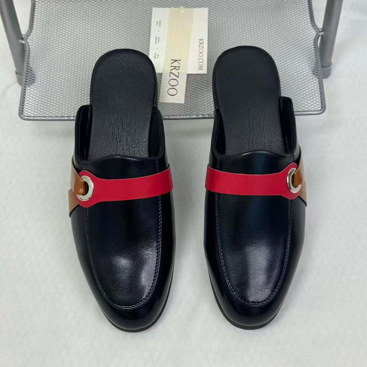 British-style ankle-length slip-on casual shoes