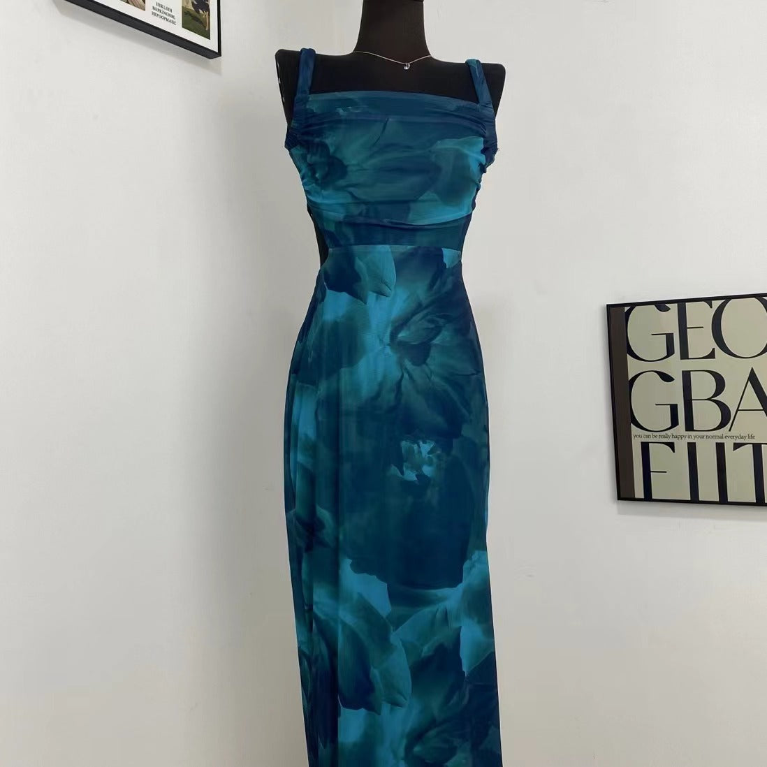 Sleeveless Boat Neck Printed Slit Dress