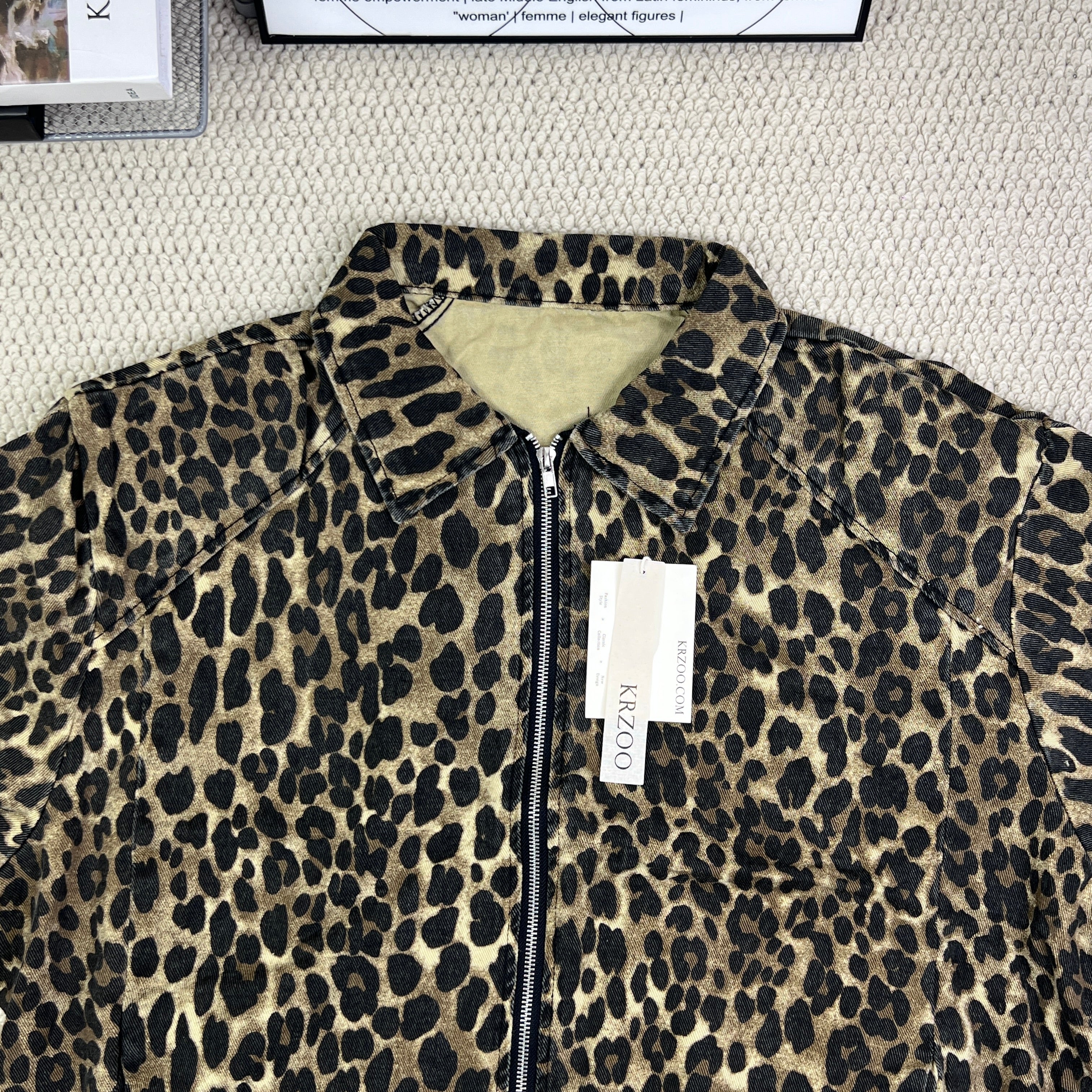 Leopard print collar jacket