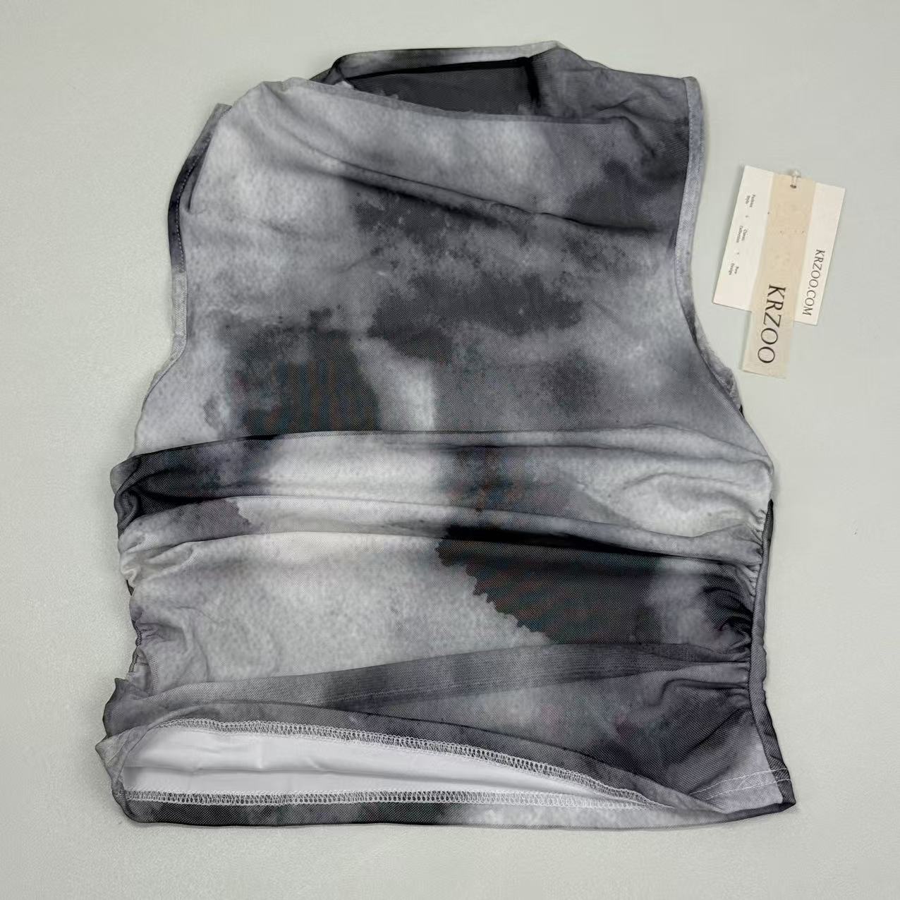 Street style printed mesh blouse