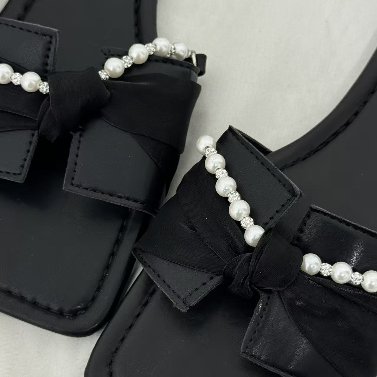 Black Bow-Detail Flat Slides