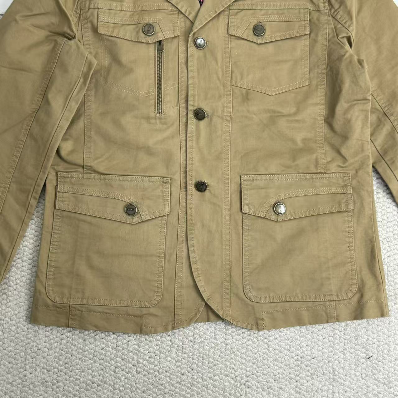Single-button blazer jacket