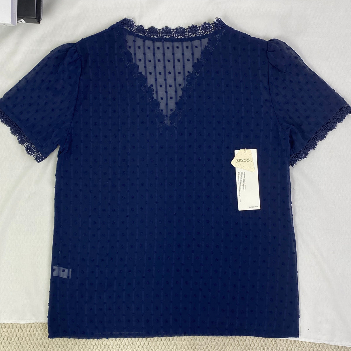 Loose V-neck pullover short-sleeved top
