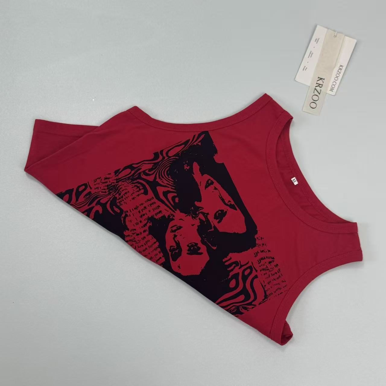 Printed short-sleeved sleeveless vest
