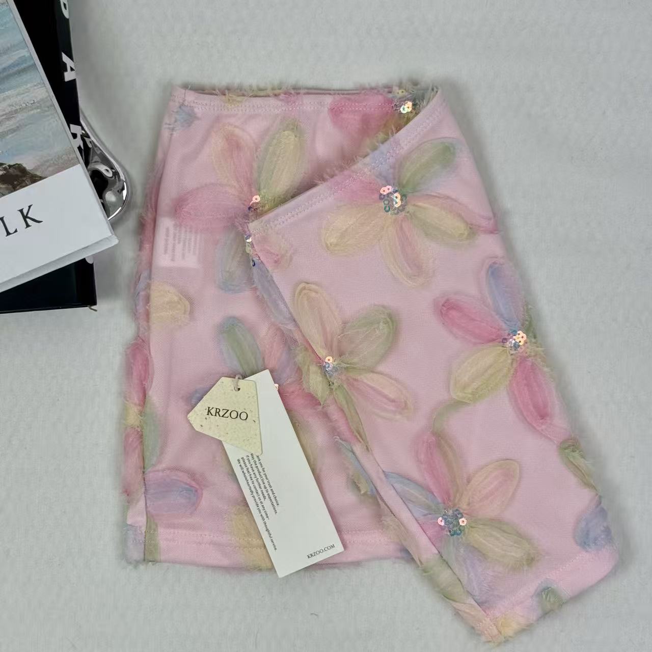 Pink floral half-length skirt